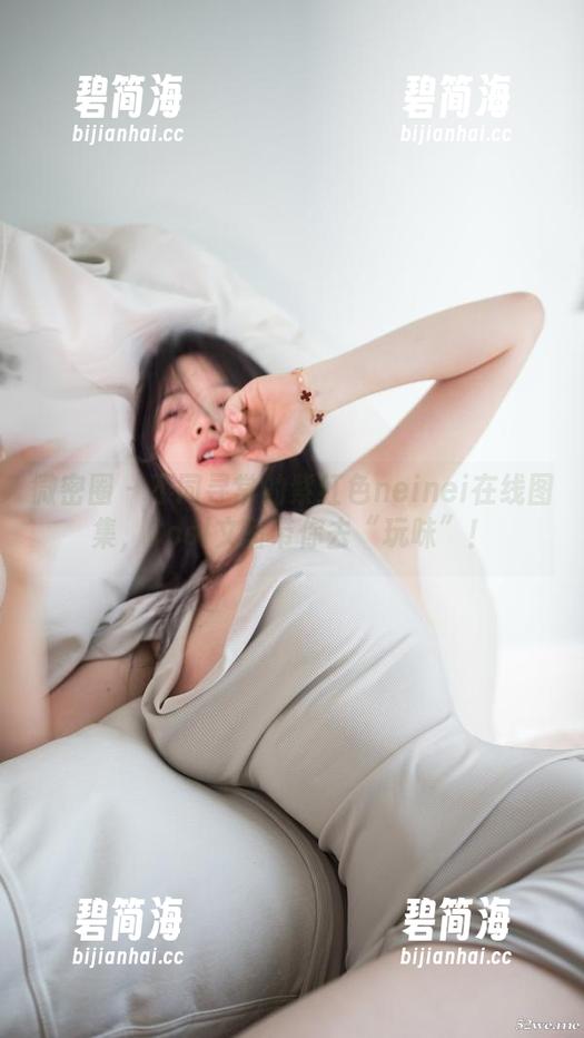 微密圈 - 不同寻常的紫红色neinei在线图集，Cool文茜带你去“玩味”！