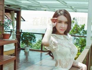 GIRLT果团网 – 在线等看莫雅淇的吊带版美图，结果被这气质惊艳了一把，太不得了吧？