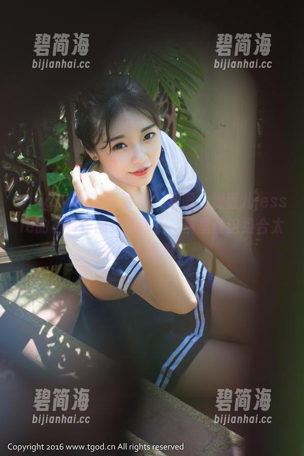 QingDouKe青豆客 - 看吧，婕西儿jessie的写真作品又更新了，裤里丝这组合太会挑人的眼了。