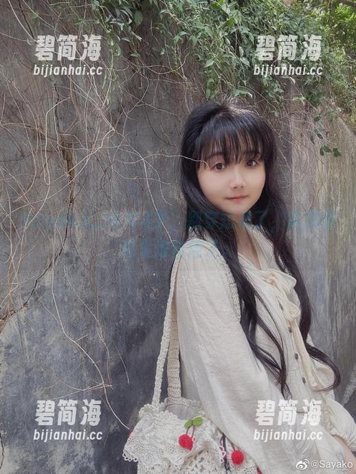 Sayako＿今年4岁，别穿短裙了，高清图包太难自控了。