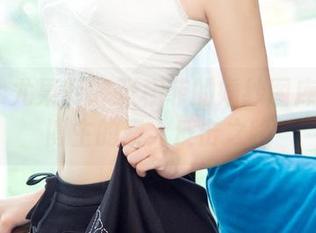 UGirls尤果网 – 张栩菲的婚纱图库：一位博主的素人反击之路