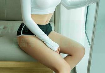 UGirls尤果网 – 当杨晨晨化身“女友”，最新写真集诚意满满？