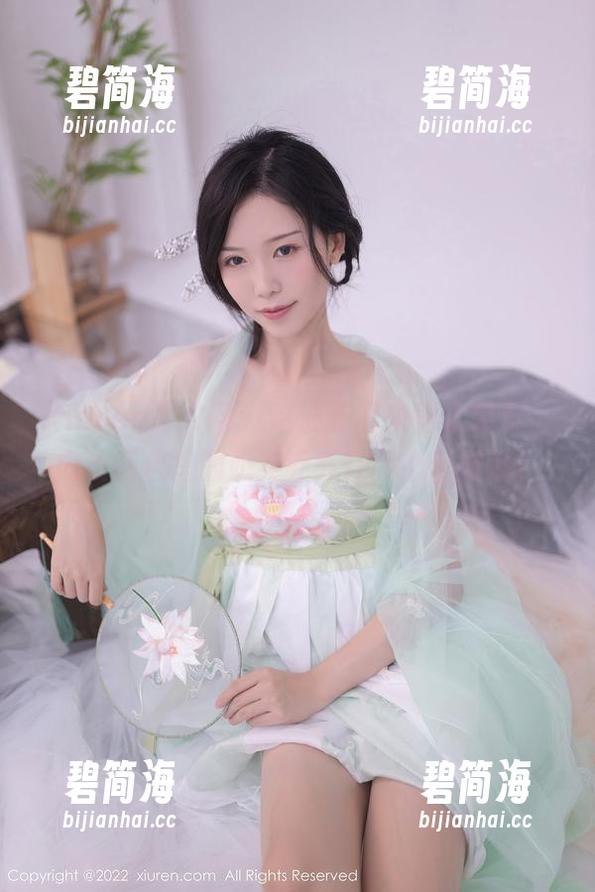 Xiuren秀人网 - 这波美图来得太突然，内衣图包里的奶芙乔乔让我心乱如麻！