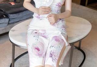 Xiuren秀人网 – 高清套图，星小兔Meetu的夏日隐秘小花园，梦幻和现实要怎么平衡啊？