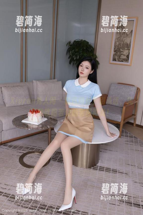 Xiuren秀人网 - 就这肉丝？别说话，先下载欧阳若依的套图再说！