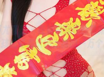 YouMi尤蜜荟 – 在姝姝妹妹的最新写真中，女孩的姿态配得上我的一万个赞！
