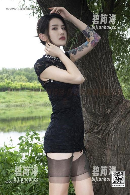 丽柜 - 钟情绘制校园-高清写真集里的小确幸