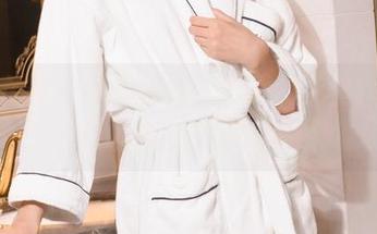 克拉女神 – 图册特辑：珊珊的裤里丝，轻轻的俘获了视线。
