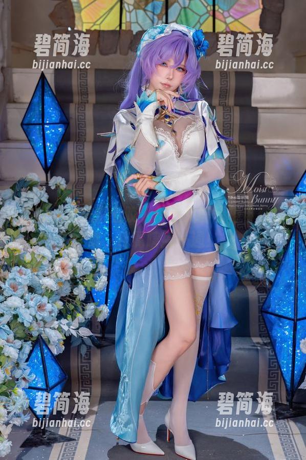 咬人小小兔 在线,抢先来看咬人小小兔的原神申鹤合集,纯属瞎搞一通!