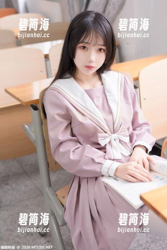 原图在线，喵糖映画再一次让黑丝高跟鞋的魅力拉满，你准备好了吗？