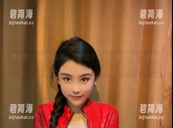 微密圈 - 免费的策略：跟奶雯学秘书，在作品里“升职加薪”！
