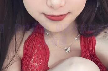 微密圈 – 豹纹原图：奶雯这状态怎么看怎么有趣