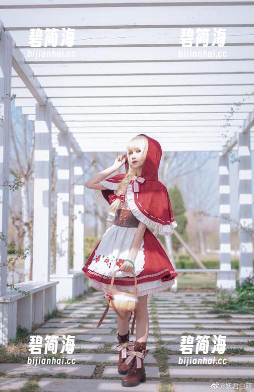 妖君白研的夏天：高清作品，咱们不说多久就好，画面太亮眼。