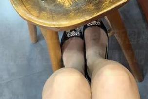 微密圈 – 小仙女ELaine的新图册：白衬衫的意外冒险，快来瞧瞧吧！