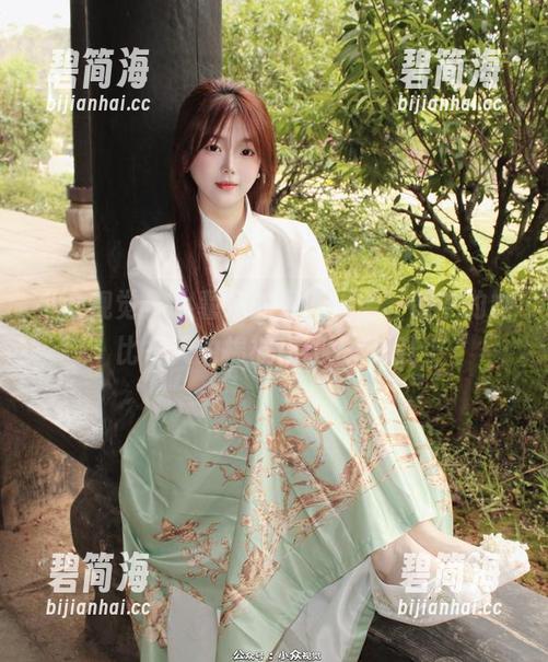 小众视觉 - 小薯条的最新温柔，图中的她比冬天的棉被还让人想抱！