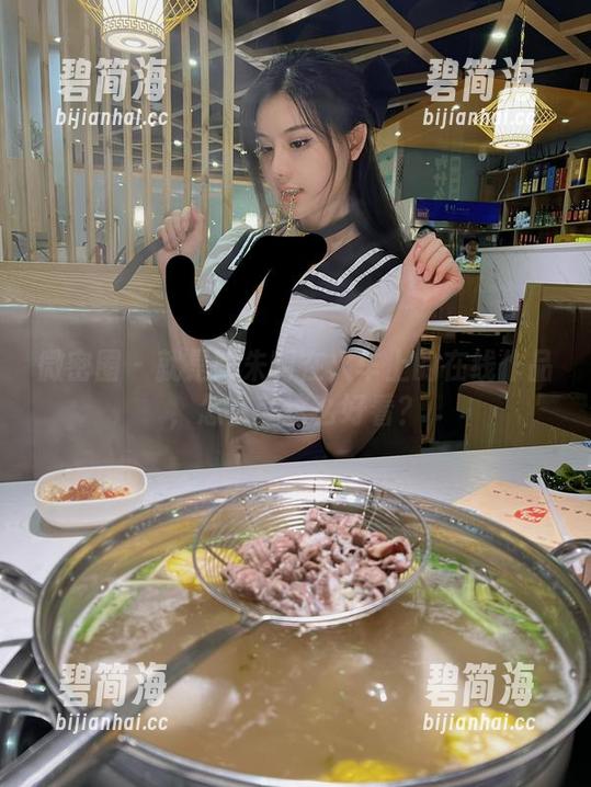 微密圈 - 就是阿朱啊在火车上的在线作品，怎么就这么好看？