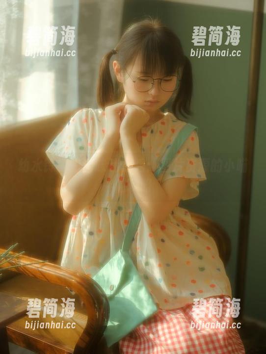 幼水铃衣的猫咪迷你秀：图片资源的小喵喵攻略