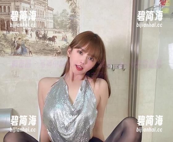 微密圈 - 写真中的黑色气质，张思允nice你这是想让我陷进去吗？