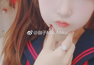 看了御子Yumiko的白色cos，觉得“小清新”这三个字也未必适合她呀？