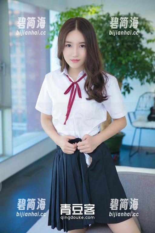推女神 - 你见过王语纯的美腿合集吗？每一张都有小小的反叛？