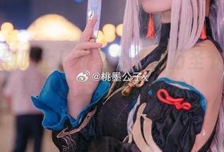 从白天到晚上！桃墨公子的万圣节蕾姆写真图集带你疯狂掉神！