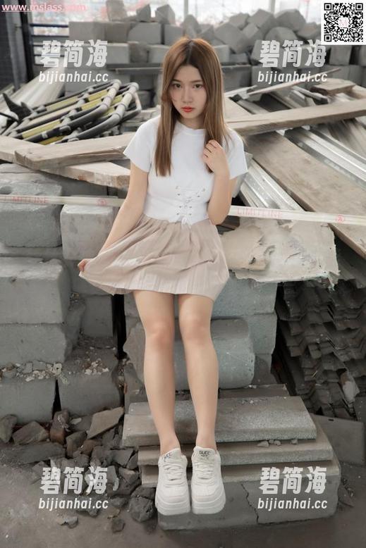 梦丝女神-莹仙女 梦丝女神 - 莹仙女PINK:只有网盘才能承包她的美丽。