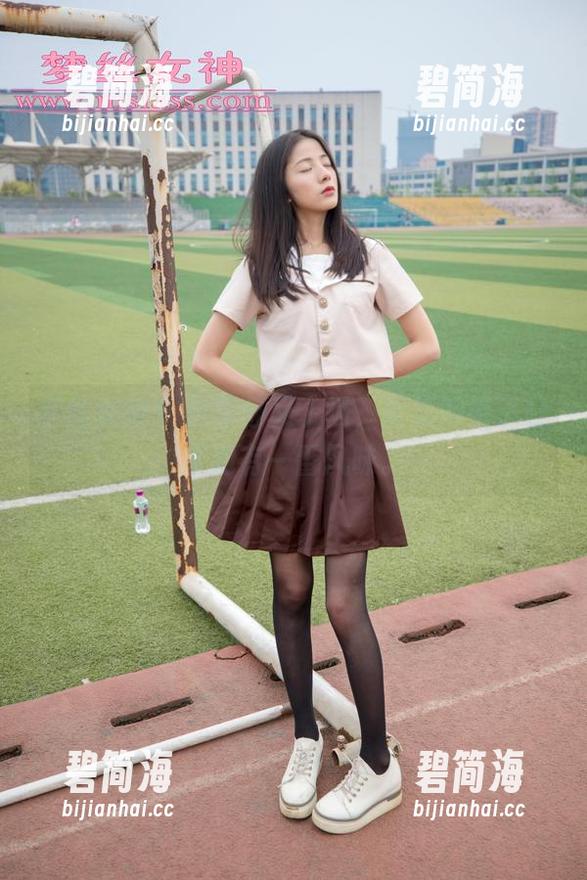 梦丝女神-雨晨 梦丝女神 - 小牛仔又上场,雨晨的裤子分享别有一番风味。