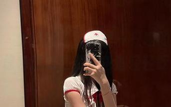 微密圈 – 太可爱了，梦里一只喵的图集分享，棕色诱惑在某个角落轻轻酝酿。