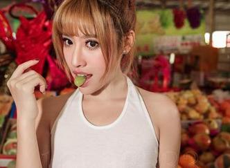 爱丝 – 高清捕捉，佳慧的比基尼让我想起了很多…不便说的事。