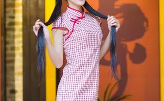 爱蜜社 – 见到程小烦不烦的美图，想说她的美脚有种魔力