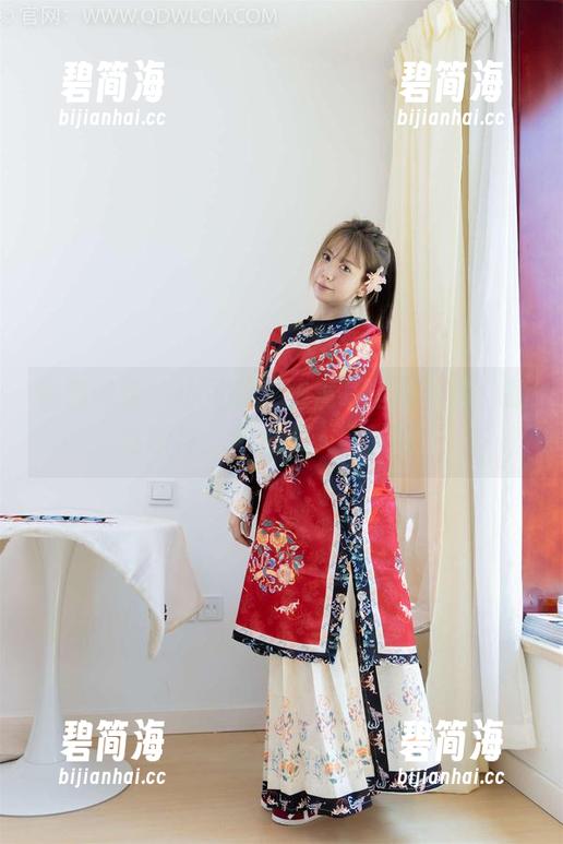 物恋传媒 - 小飞的“眼镜”壁纸合集：就这眼神，不怕没人欣赏吗？