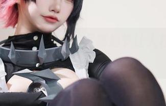 狐洛洛子的写真合集，足部细节让人移不开眼了！