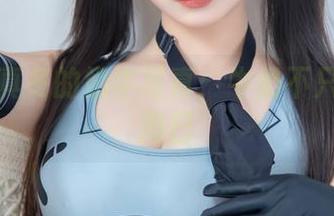 神乐坂真冬的奶牛写真：牛奶不只是喝喝而已