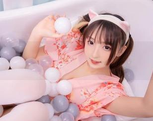 分享神楽坂真冬的写真集，准备好吗？“坠入天堂”没想象那么容易哦～