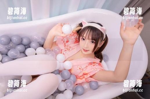 神楽坂真冬 分享神楽坂真冬的写真集,准备好吗?“坠入天堂”没想象那么容易哦~