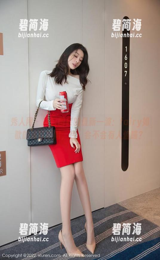 秀人网 - 来自图库的最新一波：fairy如歌的浴缸瞬间，哦，会不会有人偷瞄？