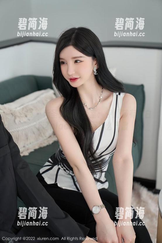 秀人网-伊丽莎有点白 秀人网 - 无圣光的办公室:伊丽莎有点白让这place变得不那么严肃
