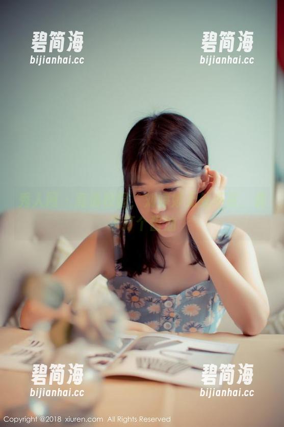 秀人网 - 高清校园，刘婷婷无处不在，偶尔打个酱油