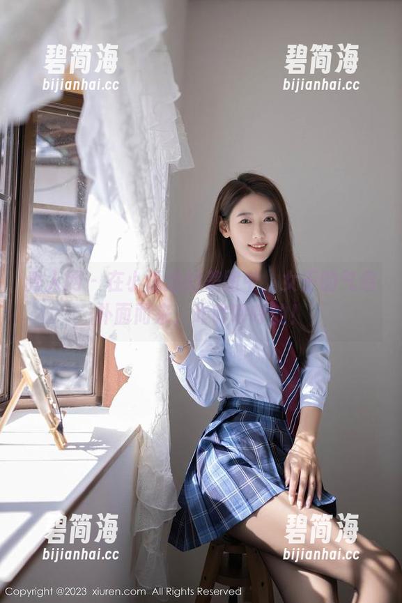 秀人网 - 在小逗逗的美图中，女王的气息扑面而来，咋咋呼呼的！