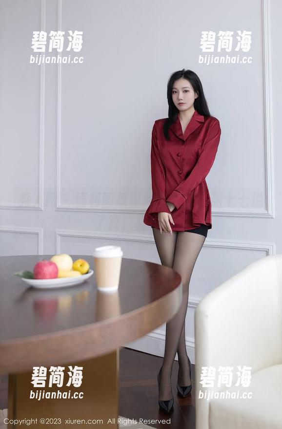 秀人网 - 福利图集里的兔女郎，甜七七说了算，真好啊。