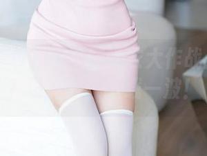 秀人网 – 菲菲吃不胖睡衣大作战：带回家？没问题，下载一波！