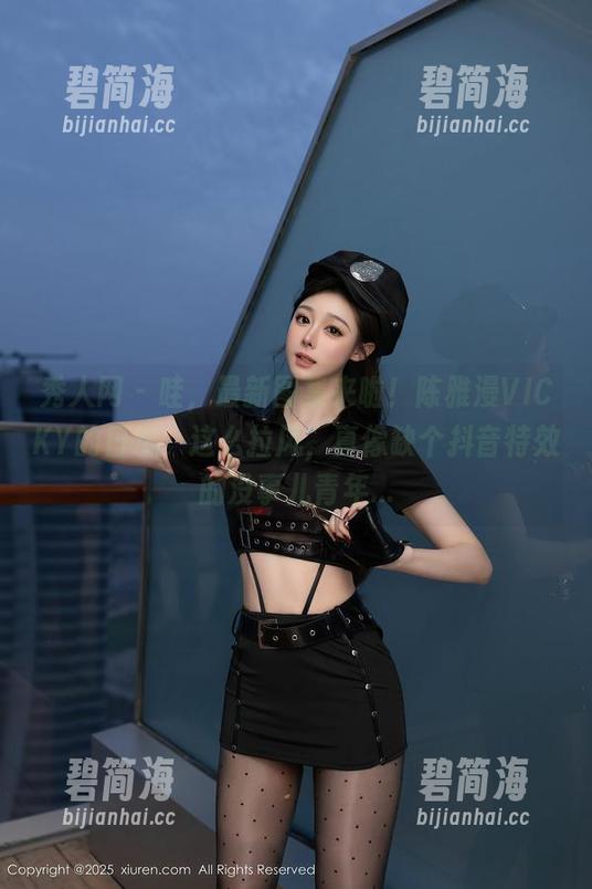 秀人网 - 哇，最新图集来啦！陈雅漫VICKY的日常，这么拉风，真像缺个抖音特效的没事儿青年...