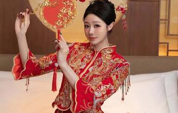 秀人网 – 免费分享雯大王susie穿皮衣的图片…也是个品味教育吧？