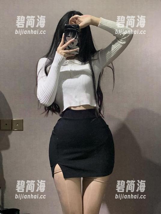 微密圈 - 兔子不藏，网盘里偷偷放！粉色的猪陈佩奇的红色兔子合集上线啦！