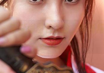 蜜桃社 – 李梦婷图包下载，制服搭配脑洞大开。