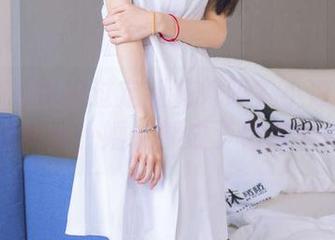 袜啵啵 – 你见过定制花嫁吗？小淳一顿操刀，这年头，婚礼都成了偶像剧现场。