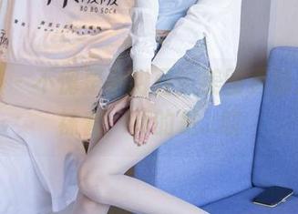 袜啵啵 – 不愧是小甜豆，美图更新后换上袜套，真的是…哎