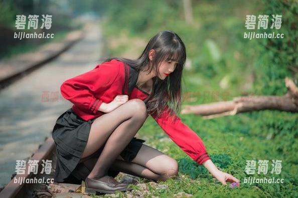 西呱呀呀呀 西呱呀呀呀的花嫁全套图集,谁说婚纱只能穿一次?
