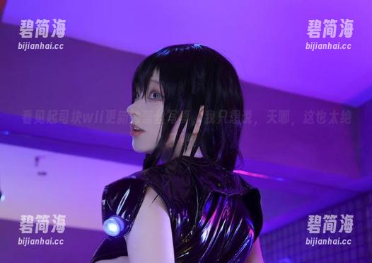 看见起司块wii更新的蕾丝写真，我只想说，天哪，这也太绝了吧！