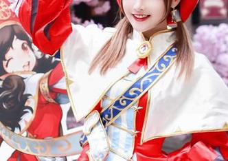 露儿大魔王的忧郁御姐风：一场别样的cos合集